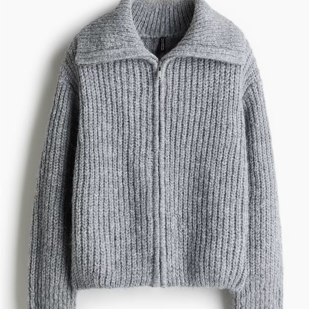 H&M Zip-Up Sweater - Picture 6 of 7